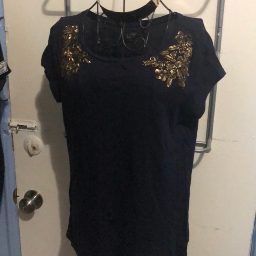LOFT t-shirt with golden sequin embroidered